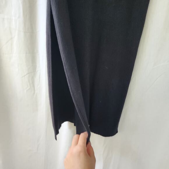 Sincerely Jules ribbed Midi Skirt in Black
slit knit stretchy boho M new Y2K - Picture 8 of 9